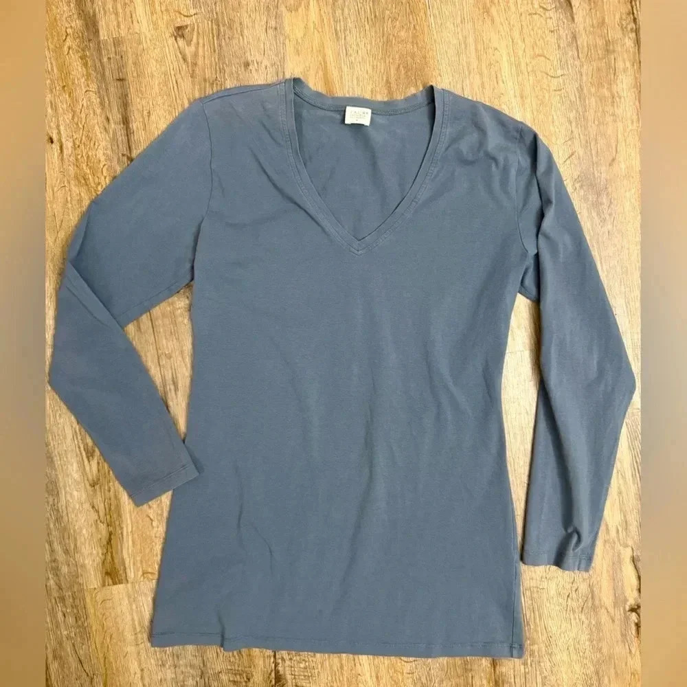 Pauw Amsterdam • Long Sleeve V-Neck Shirt